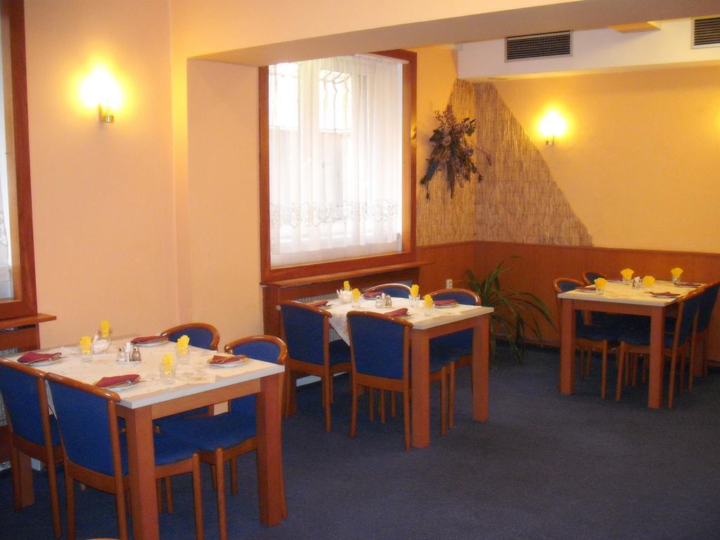 Hotel Forman Mladá Boleslav Kültér fotó